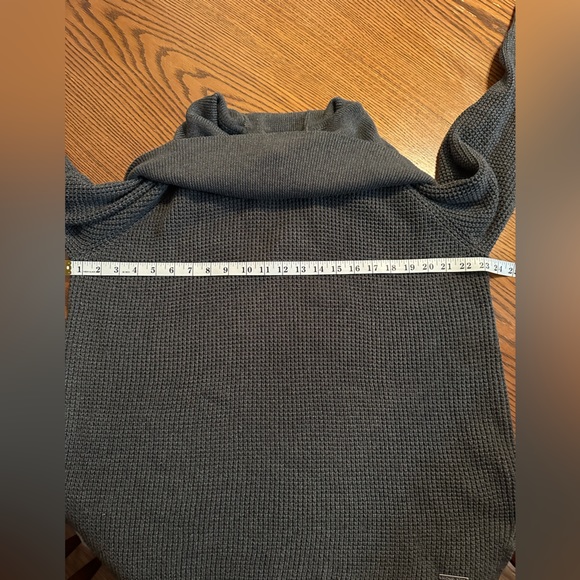 Micheal Kors sweater - Picture 10 of 14